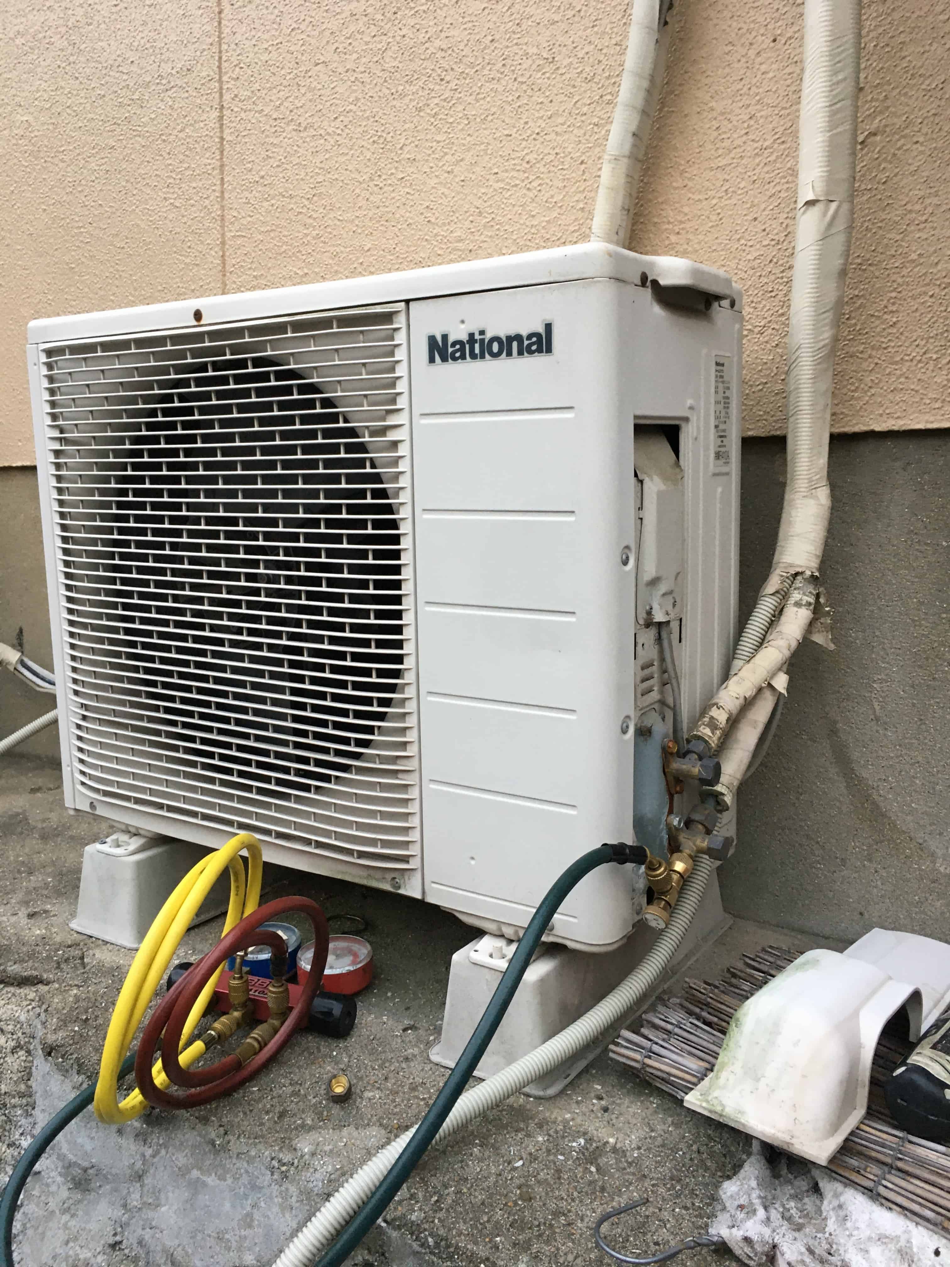 北九州市八幡東区でのエアコン修理はこちら。ガスチャージをしたエアコンはいつまで持つか？
